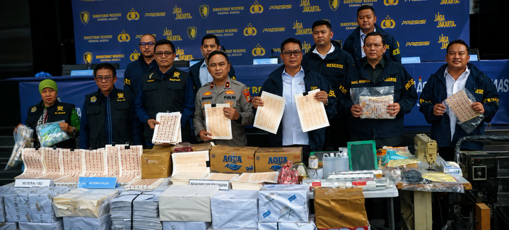 Sindikat Meterai Palsu Dibongkar, 16 Orang Jadi Tersangka