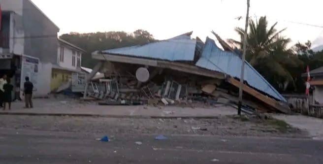 Gempa M7,7 NTT, 1 Tewas dan 2.000 Warga Evakuasi Mandiri