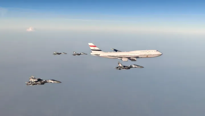 Jet Tempur TNI Kawal Kedatangan Presiden Mesir ke Indonesia