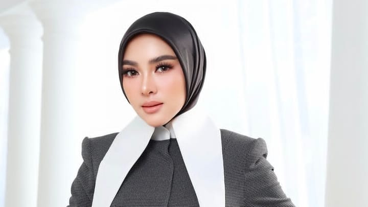 Syahrini Gelar Konser 'Aku Kembali', Harga Tiket Termahal Rp35 Juta
