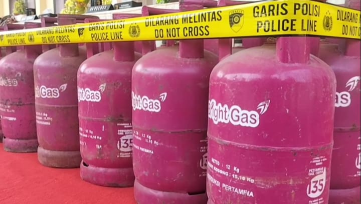 Untung Rp1 Miliar Perbulan, Gudang Pengoplos LPG Pasuruan Digerebek