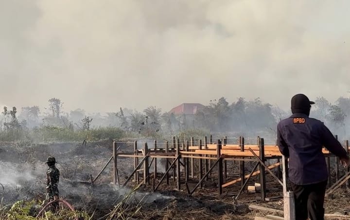 Karhutla Kalbar Digugat, 10 Pejabat Diajukan ke Pengadilan