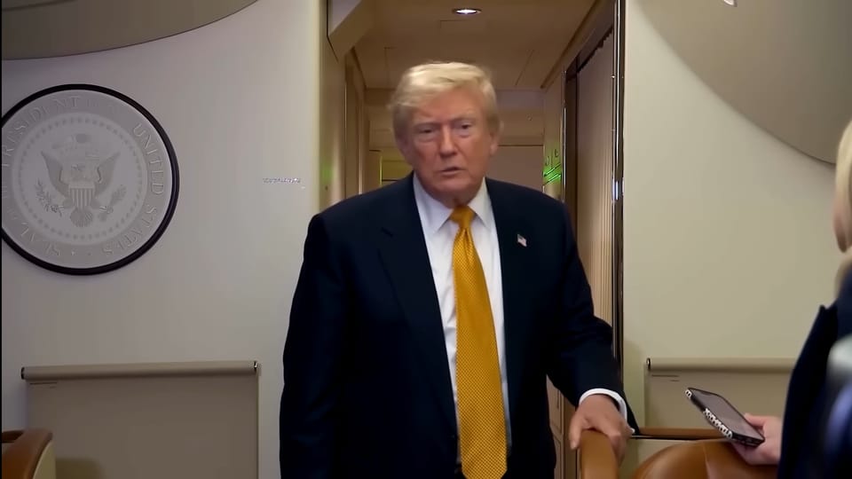 Trump Diam-Diam Tinggalkan Turki, Pindah Pesawat Pakai Truk Katering